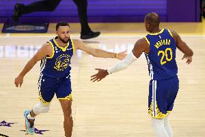 科尔谈阵容安排：这会是我们的固定打法 我希望霍福德替补出战