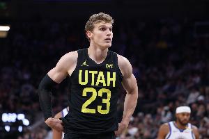 差点就翻过来了！爵士末节36-19净胜开拓者17分 最终2分惜败