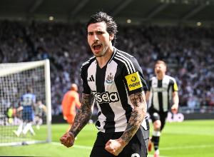 托纳利谈未来：会一年一年地考虑 今夏球队很难伊萨克也是如此