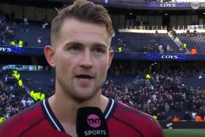 德里赫特：拿到1分很幸运，但就表现而言我们应该得到更多